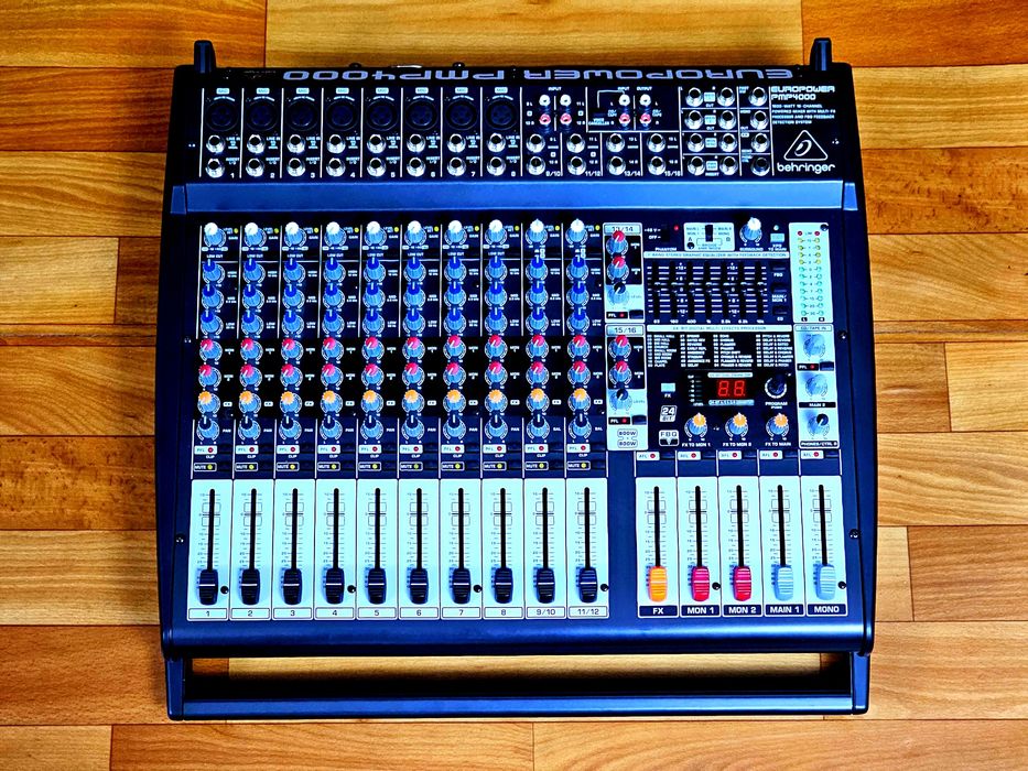 Музыкальная аппаратура BEHRINGER & AKG