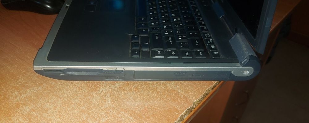Ноутбук TOSHIBA 2400-S251