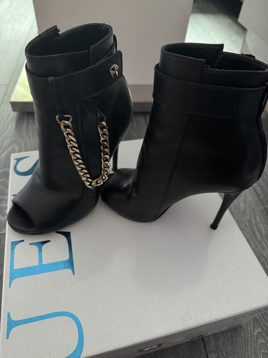 Обувки на токчета/ Различни видове