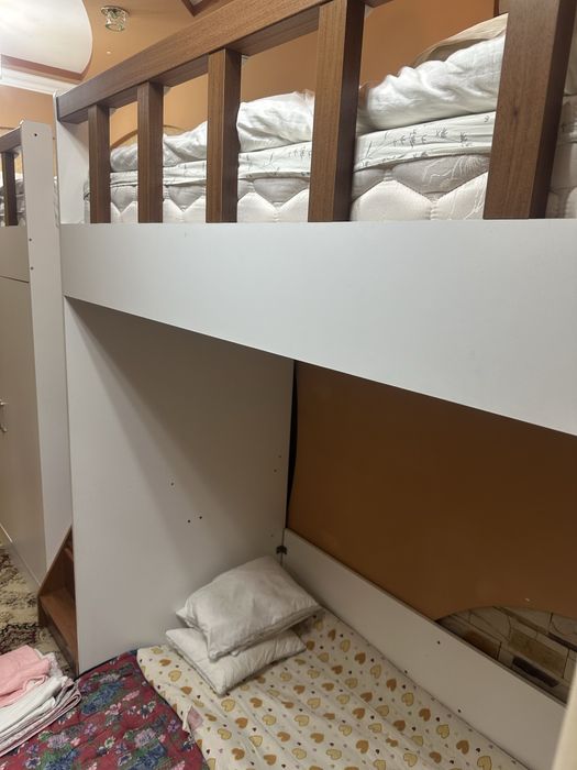 Продается! Классная двухъярусная кровать для детей