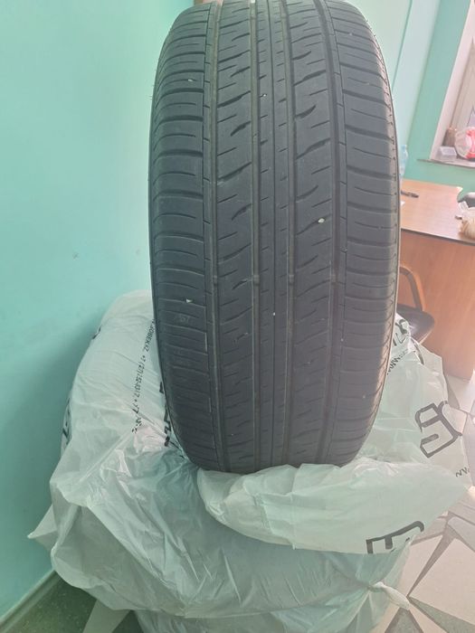 Продам шины 275/50 R21