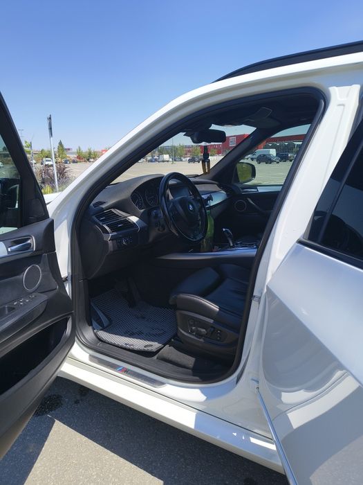 Vând sau schimb BMW x5 M pachet full
