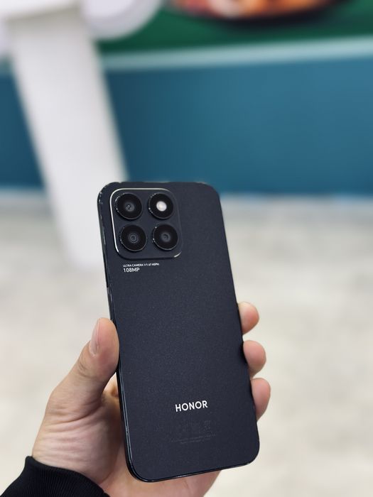 Продам телефон XONOR
