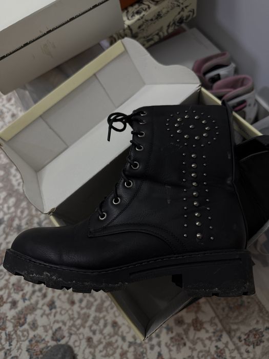 Сапоги новые 37-38 размер