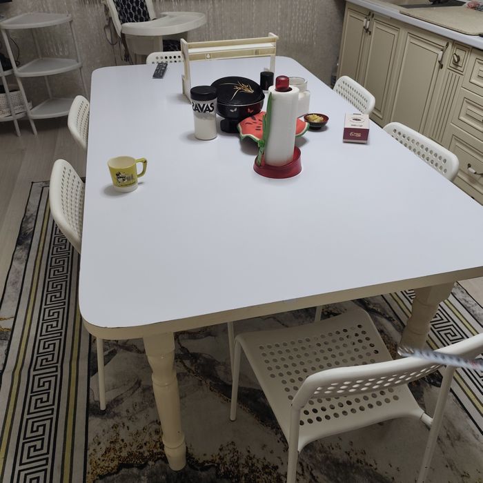 Стол дерево покупали в Армаде