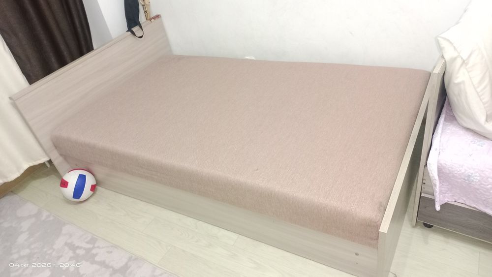 Продаю 1,5 кровать