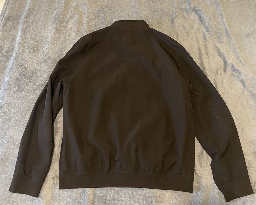 Мъжка ветровка без качулка