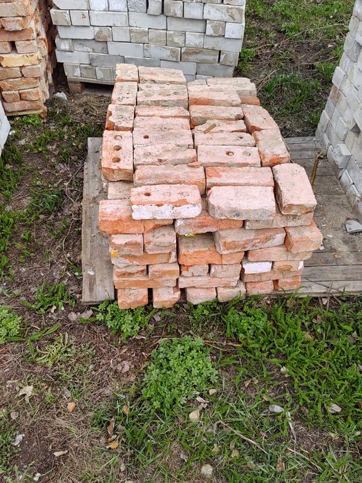 Продам кирпич б/у
