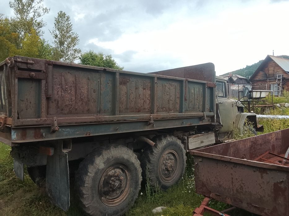 Продам ЗИЛ 131 самосвал