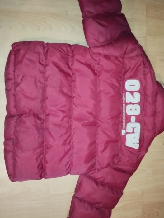 Geacă cu puf  f groasă pt copii + bluze+ ghete,toate 100 lei