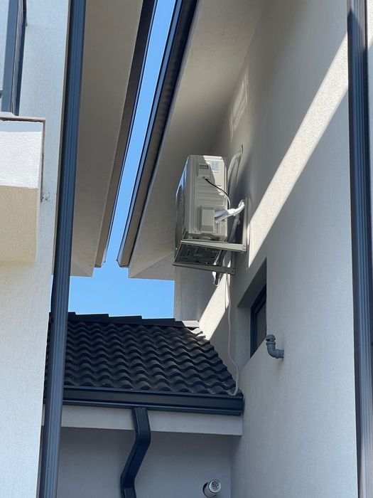 Montaj / igienizare aer conditionat