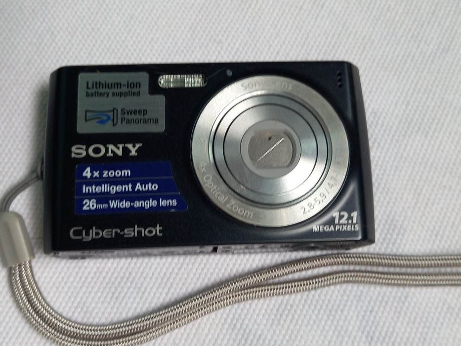 Aparat foto Sony și carte utilizare