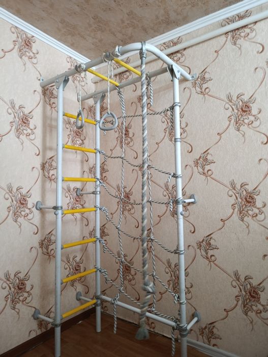 Продам турник детский