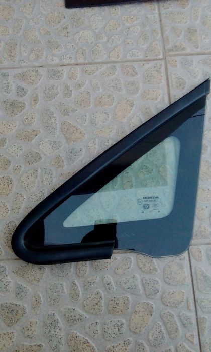 Всички стъкла за honda jazz Хонда джаз