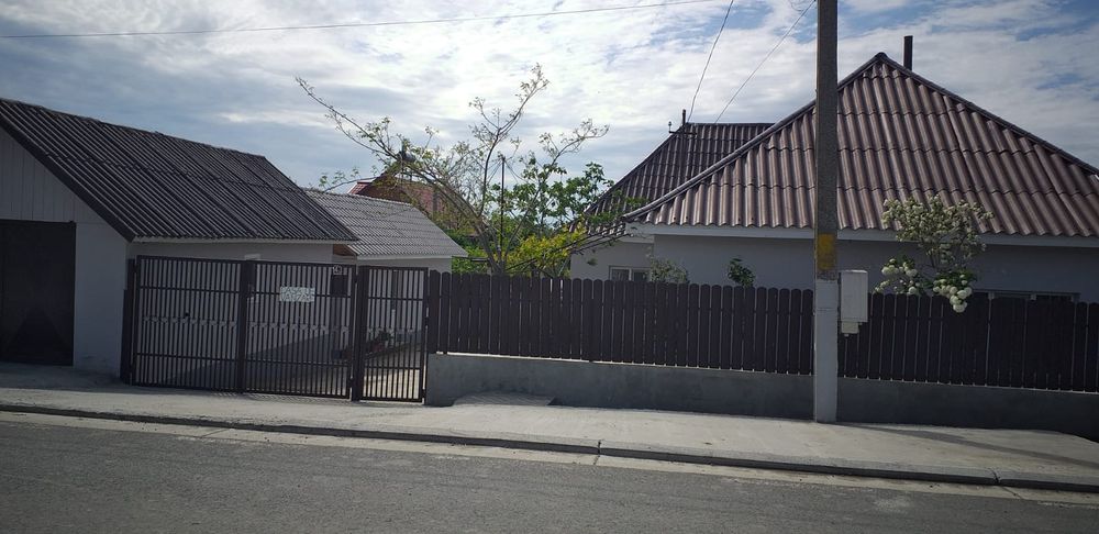Vând casă în Corbu, Constanța