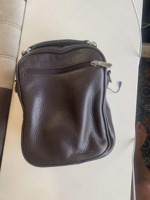 Мъжка кожена чантичка чанта