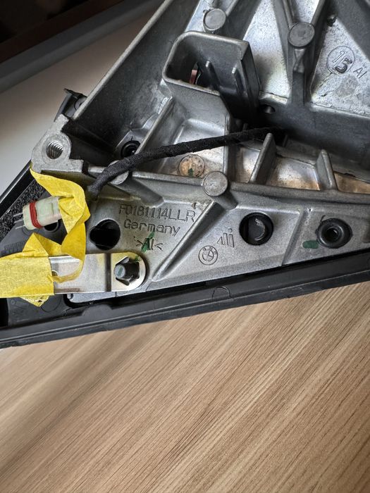 BMW M5 F90 дясно огледало