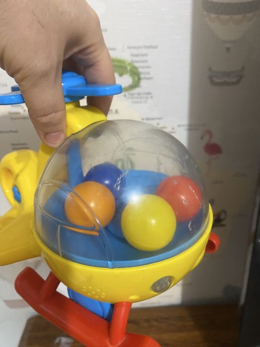 Игрушка для маленьких вертолет