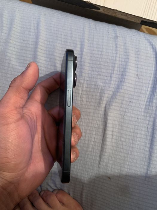 Продам iPhone 15 pro