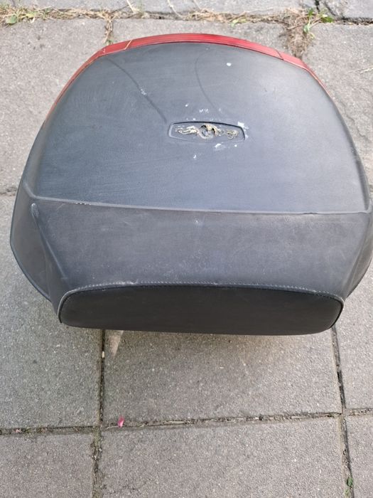 Модуларна каска - нова и куфар за мотор