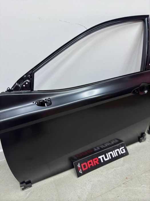 Передняя левая дверь Камри 70