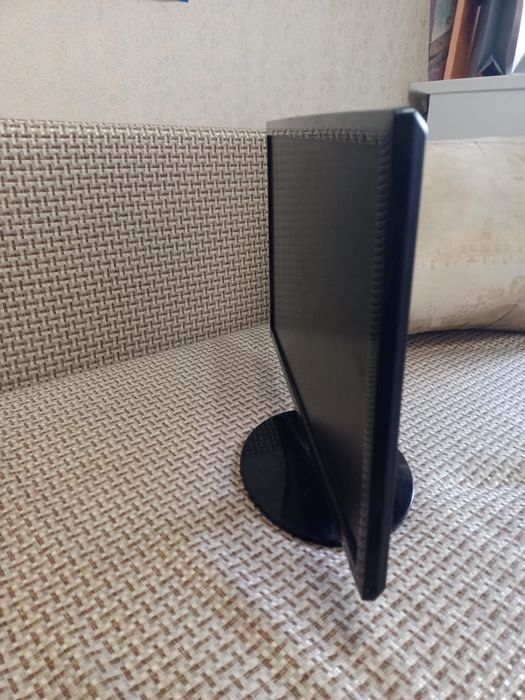 Монитор самсунг .