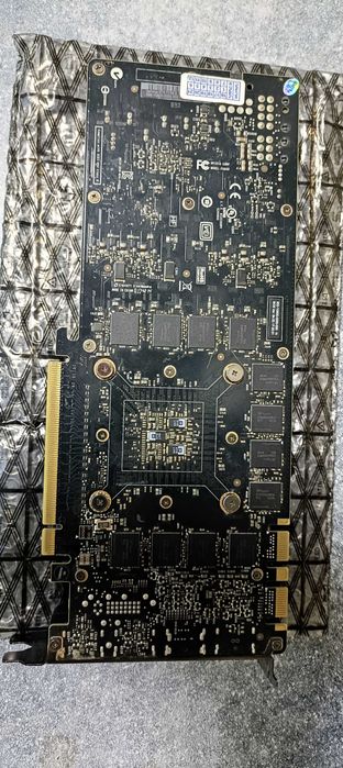 Видеокарта EVGA GeForce GTX Titan X 12Gb/384Bit. (Brand)