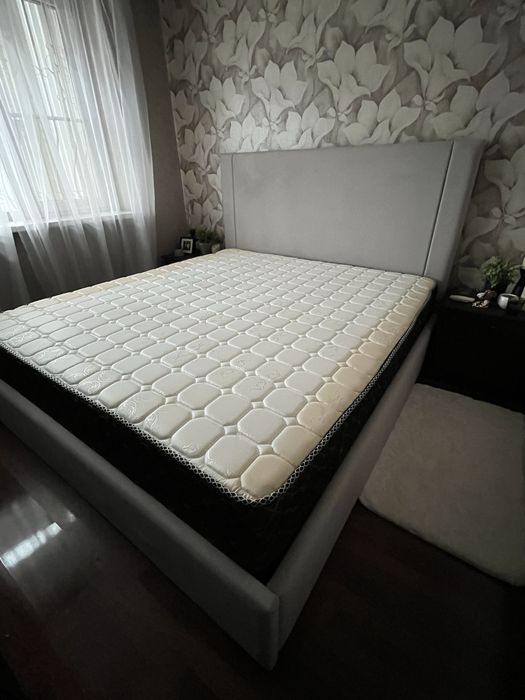 Матрас для двуспальной кровати