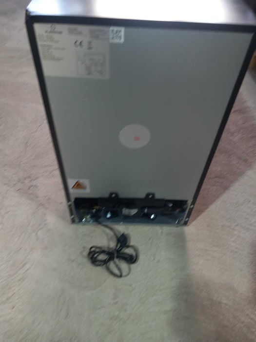 Frigider pentru vinuri