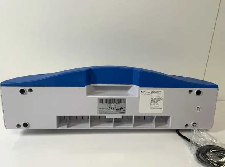 Laminator performant Fellowes Cosmic 2, lichidare stoc, super oferta!