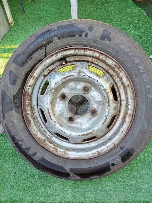 Продам колесо 13 диаметра с диском
