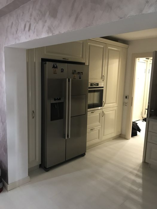 Apartament 3 camere + boxa + loc parcare