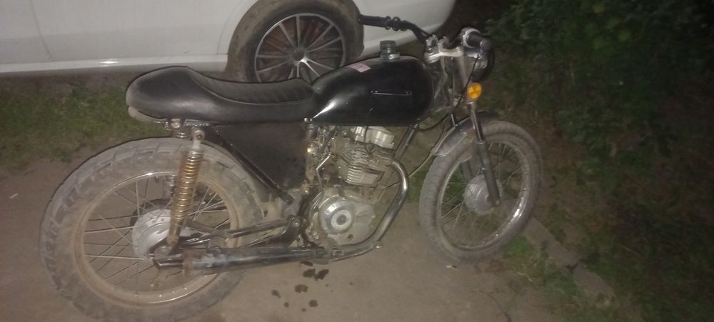 Продам мотик 125сс 5 ступка