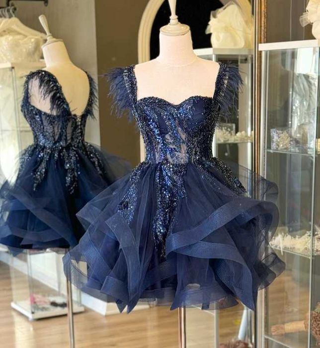 Официална къса рокля размер стандартната отзад има връзки