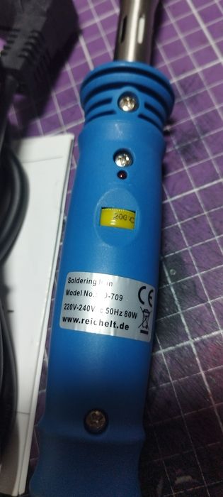 Letcon (ciocan de lipit)