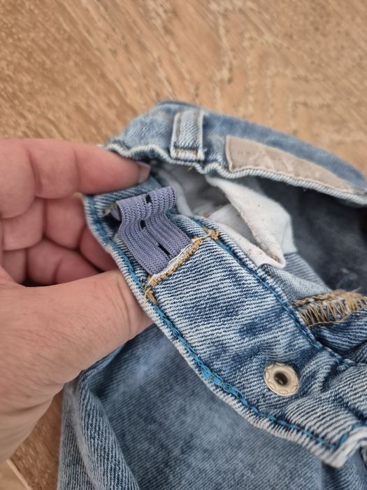 Blugi  copii zara 3-4 ani