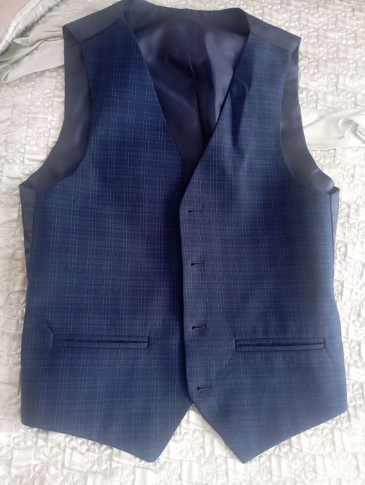 Продам школьный пиджак