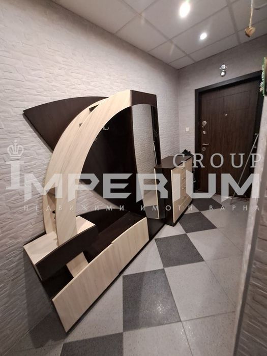 Тристаен обзаведен апартамент под наем в района на жк. Трошево, гр. В