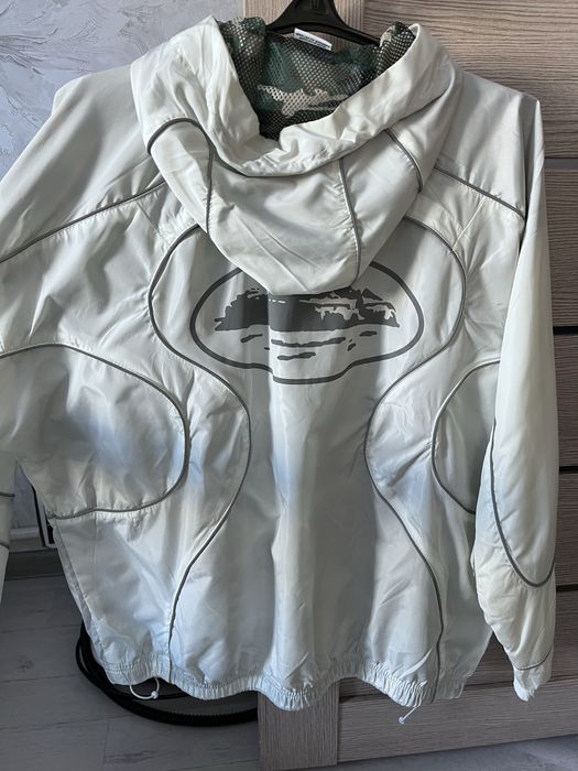 Продам ветровку Corteiz