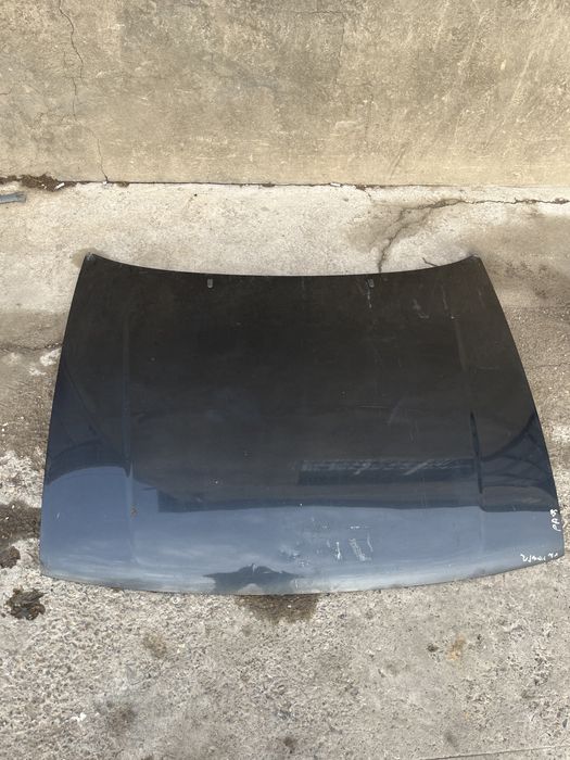 Поло капот передни