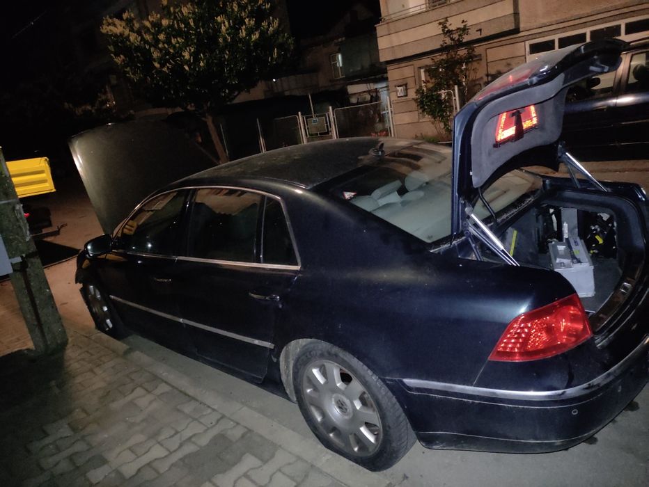 Vw Phaeton 2 броя на части