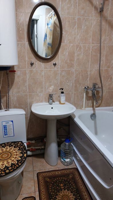 1 ком кв 9- мик/ рай час тысача пятьсот тенге .Минимально два часа.