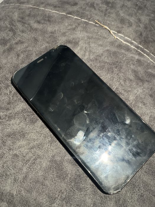 IPhone 12 pro, 69%, 128 GB