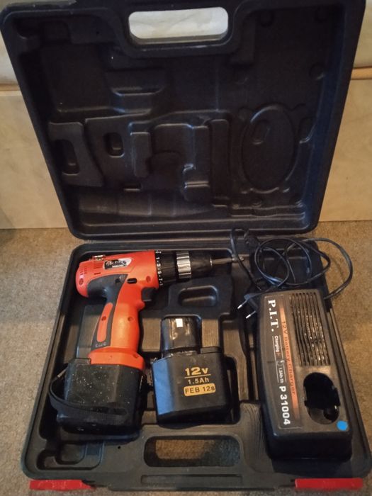 Видиомагнитофон на запчасти можно сделать