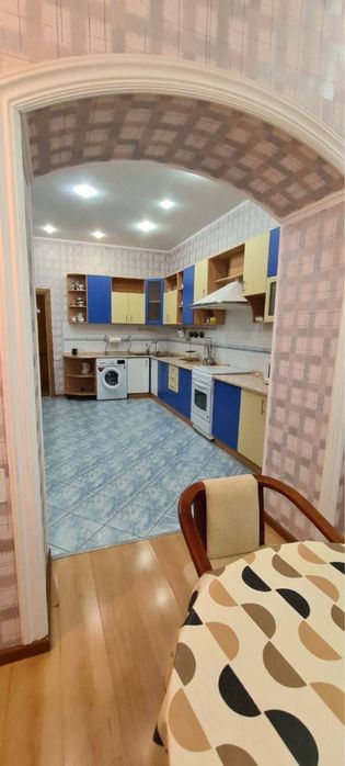 Срочная Продажа 3х ком 140м2 Попугайчик Метро ойбек Чехова Бон