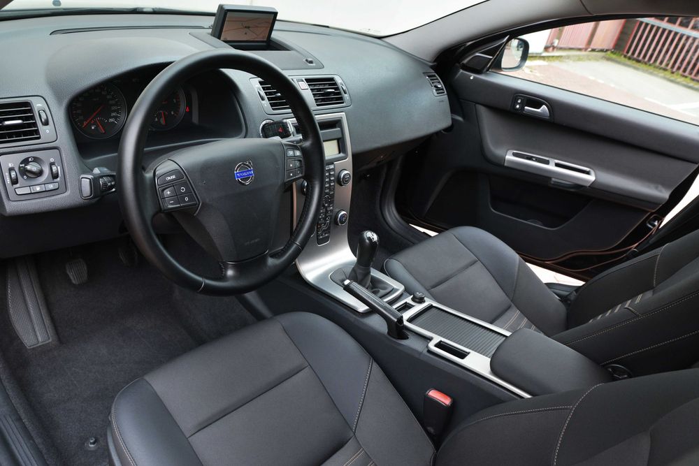 VOLVO V50 2010 — imagine 5