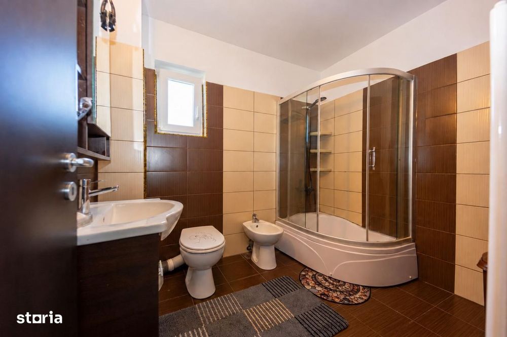Vila duplex 5 camere  2 bai S =  145 mp + teren 360 mp Lunca Cetatuii