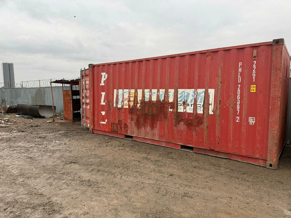 Контейнер морской пустой