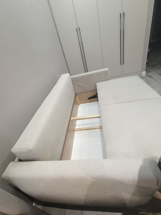 Продается диван 90*175