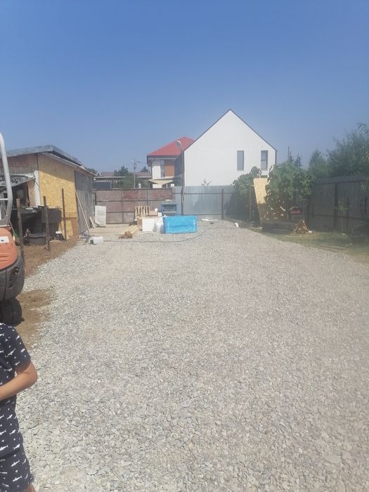Închiriez garaj Buftea Ilfov /flamanzeni